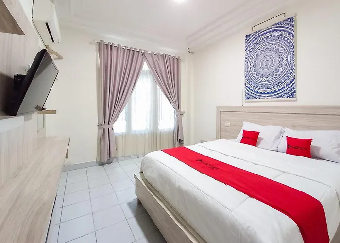 RedDoorz Syariah at Hotel Linda Pekanbaru