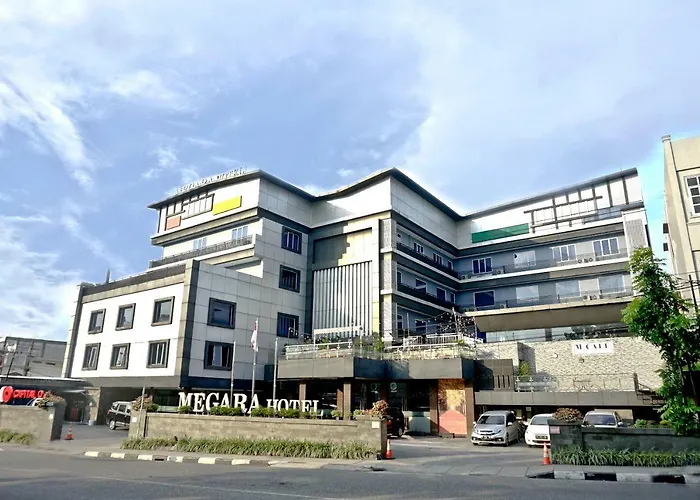 Capital O 847 Megara Hotel Pekanbaru